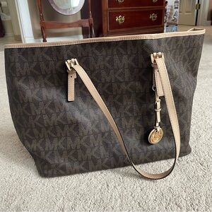 Michael Kors Tote